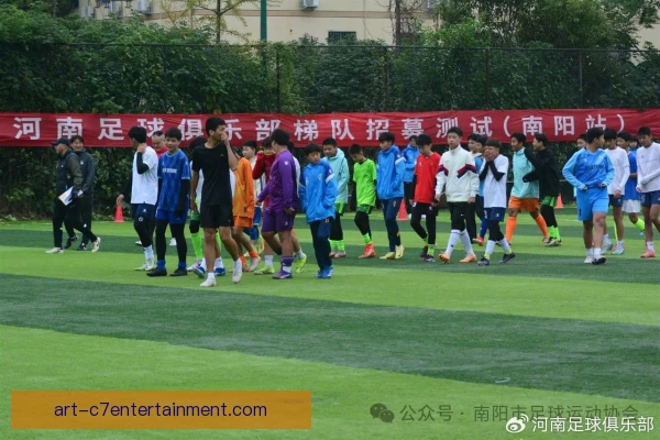 卡利亚里青训梯队衔接：青年才俊升入一队路径